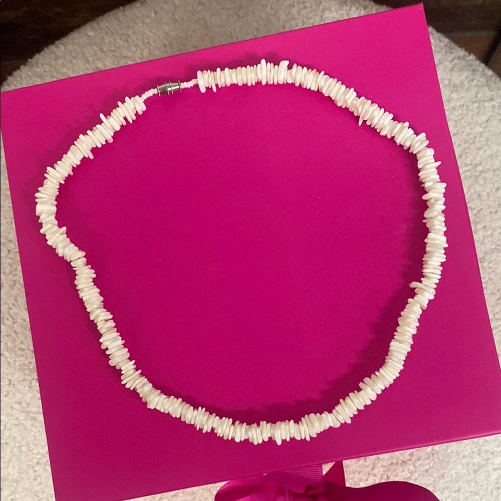 Elegant White Shell Necklace